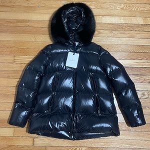 MONCLER - Laiche short down jacket - Black
